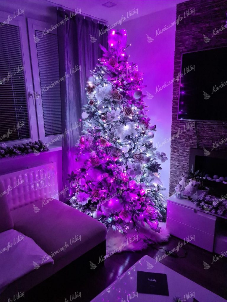 Színes LED világítás karácsonyfához Twinkly